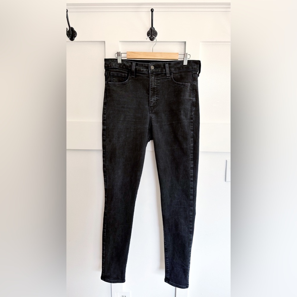 GAP Universal High Rise Black Skinny Jeggings Jeans 16 Tall 33